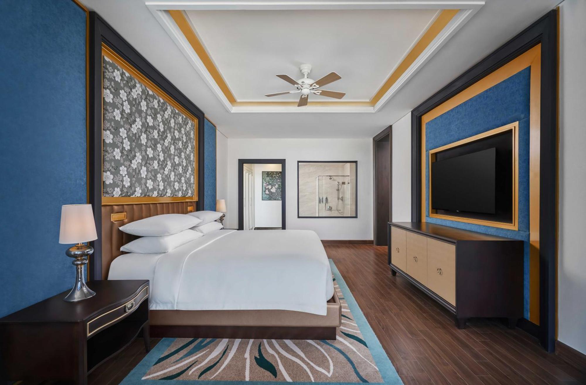 Sheraton Can Tho Exterior photo A bedroom at the hotel